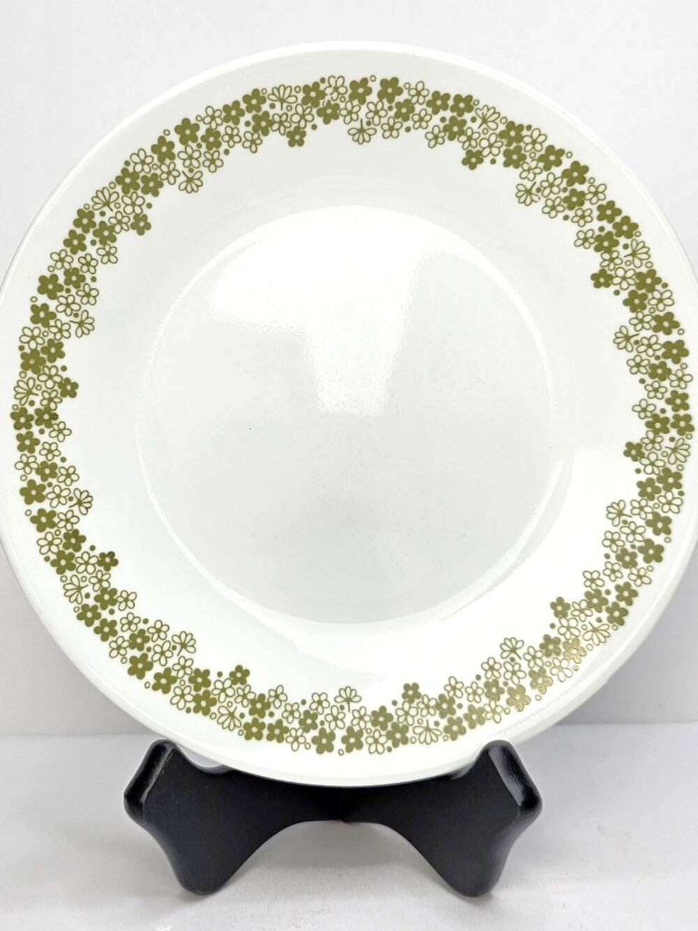 Corelle by Corning Spring Blossom Crazy Daisy Dessert Plate Green Floral